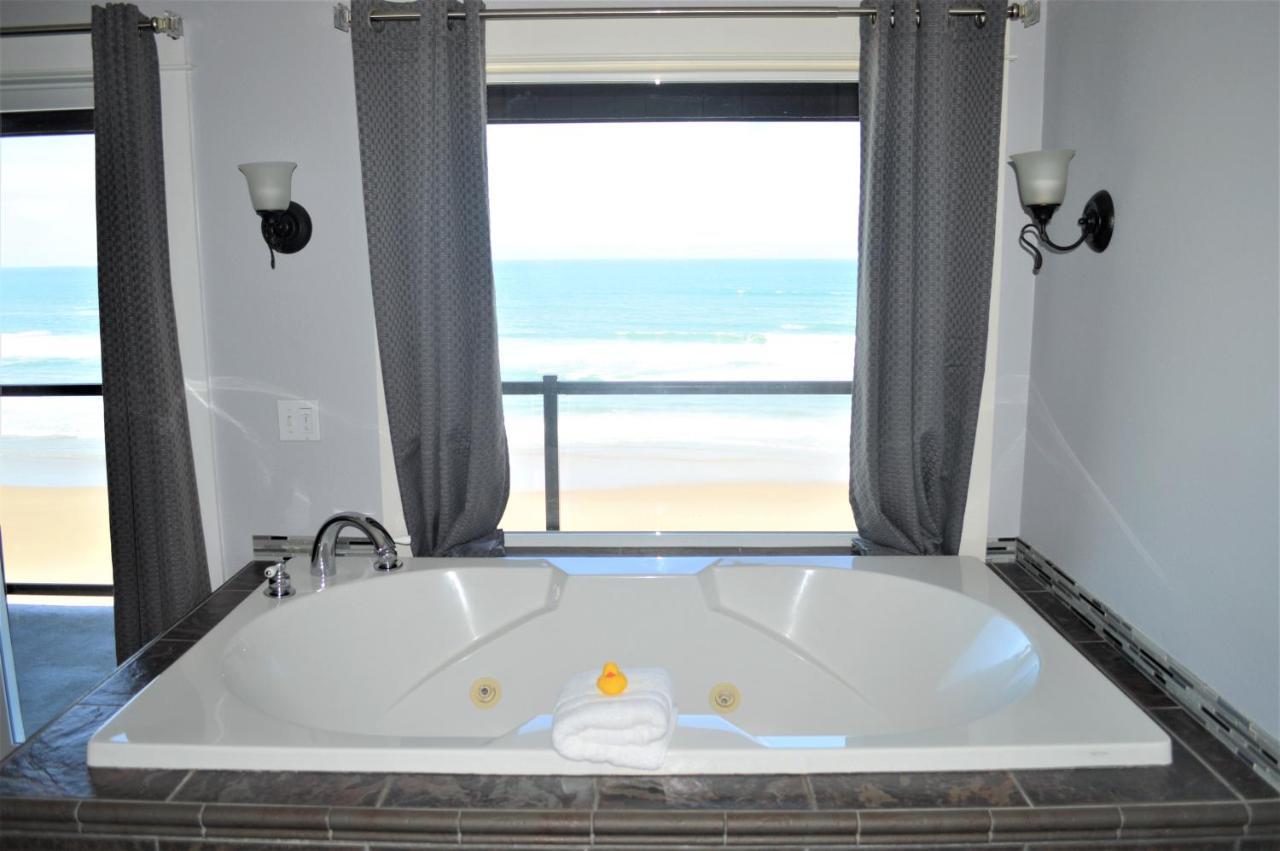 Starfish Manor Oceanfront Hotel Lincoln City Exterior photo
